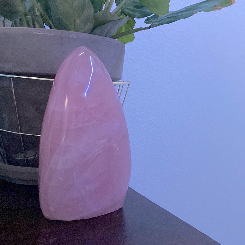 Rose quarts crystal